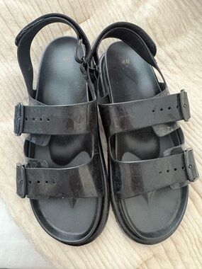 H&M Glossy Black Double-Buckle Jelly Sandals